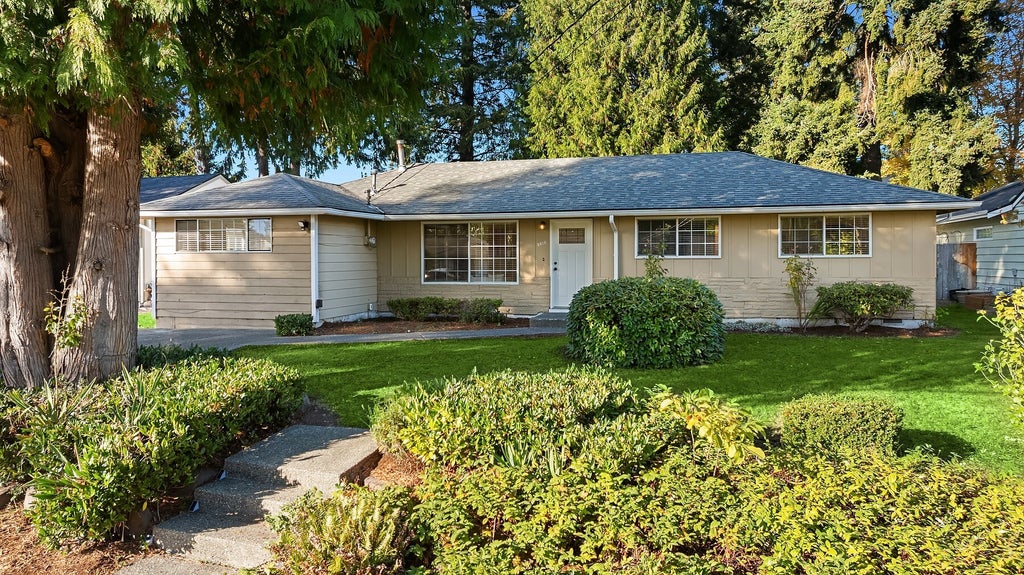 Photo of 8810 NE 187th Street, Bothell, WA 98011 (MLS # 2595062)