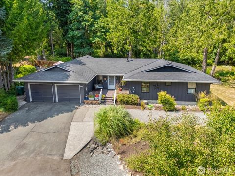 Photo of 404 Nooksack Place, La Conner, WA 98257 (MLS # 2552491)