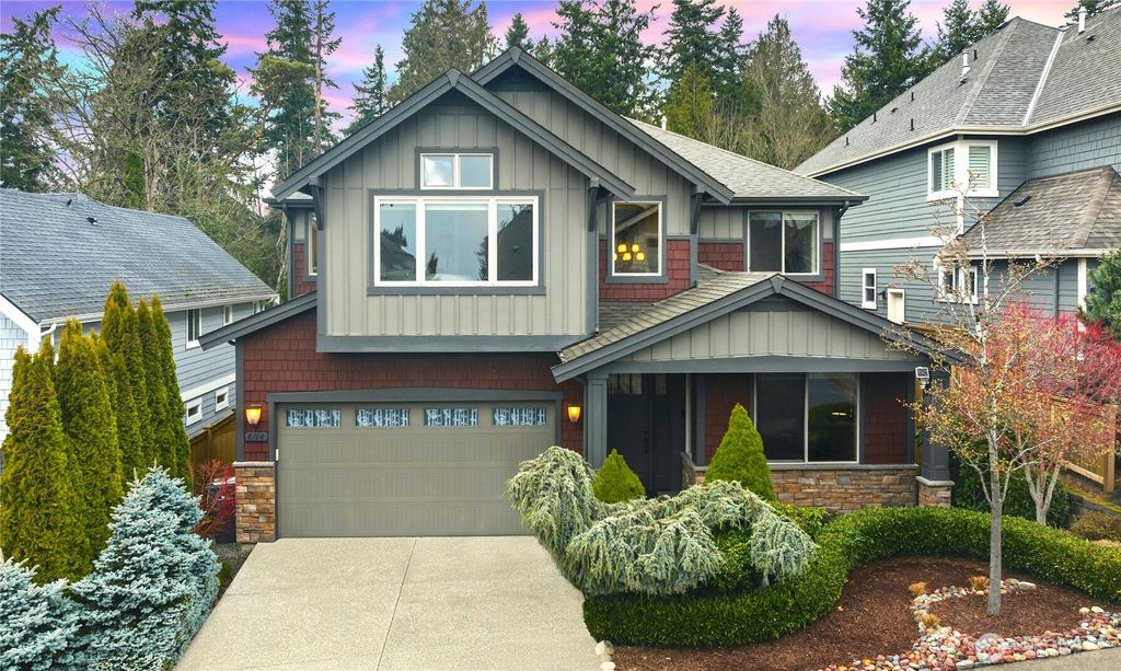 Photo of 8164 NE 117th Place, Kirkland, WA 98034 (MLS # 2338379)
