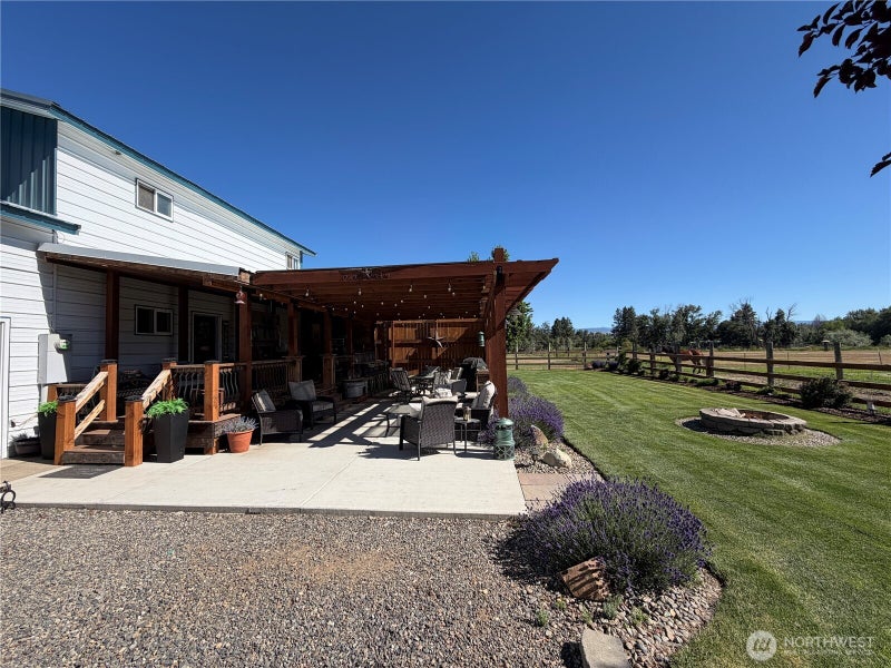2310 Umptanum Road