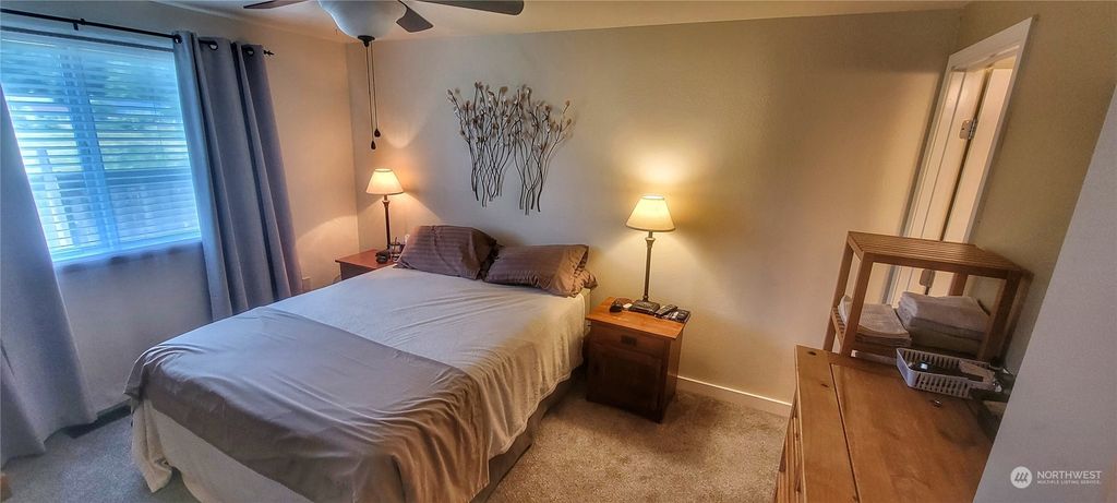 Photo of 129 2nd Avenue SW, Pacific, WA 98047 (MLS # 2242467)