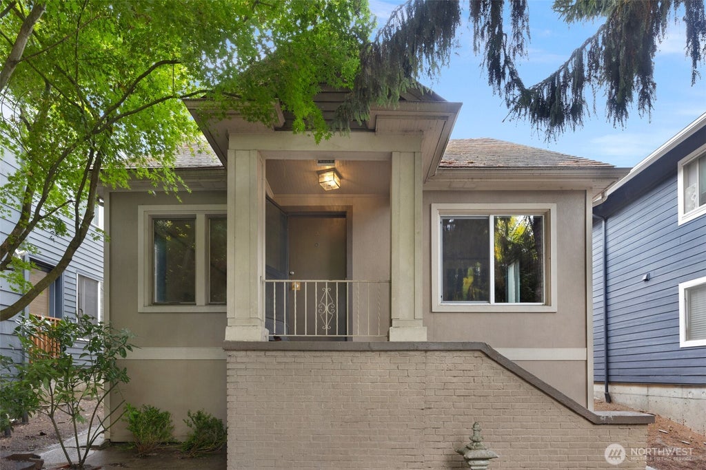 Photo of 3005 3rd Avenue W, Seattle, WA 98119 (MLS # 2593993)