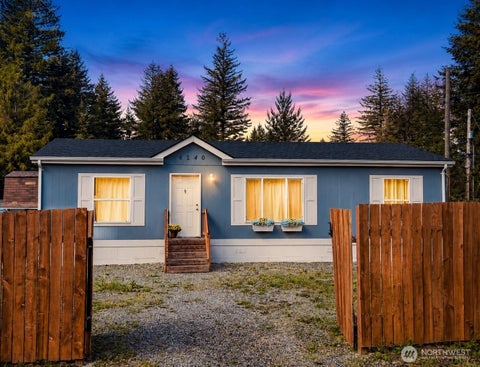 Photo of 6240 Azure Way, Maple Falls, WA 98266 (MLS # 2520204)