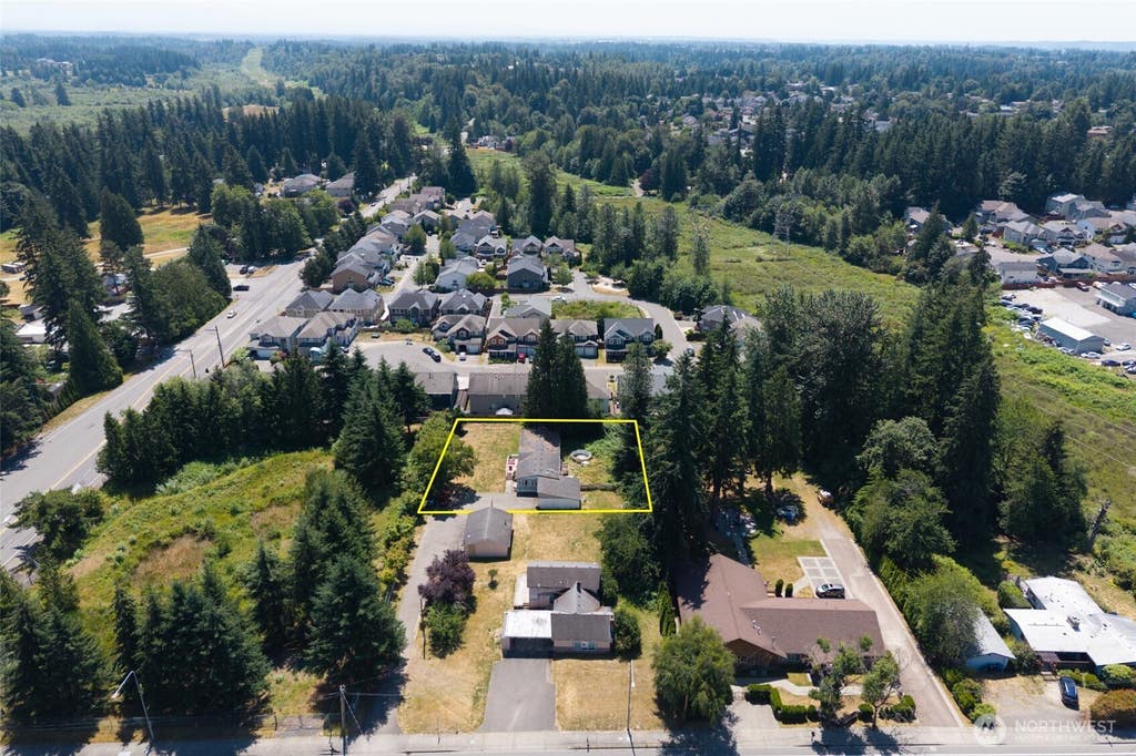 Photo of 13045 SE 208th ST, Kent, WA 98031 (MLS # 2551662)