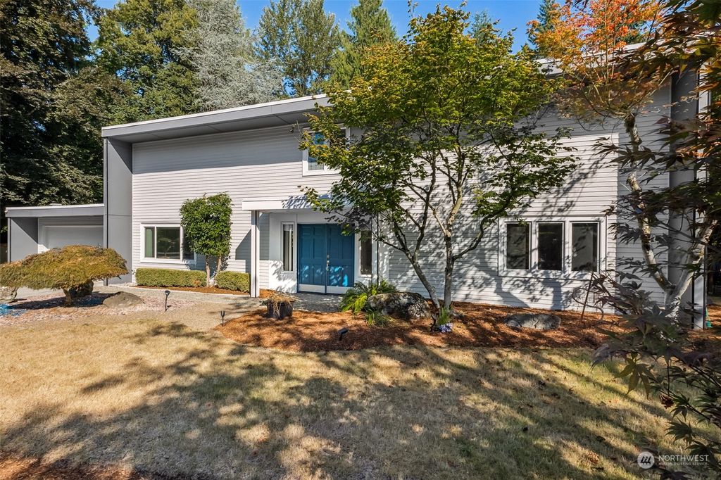 Photo of 7404 130th Avenue NE, Kirkland, WA 98033 (MLS # 2159586)