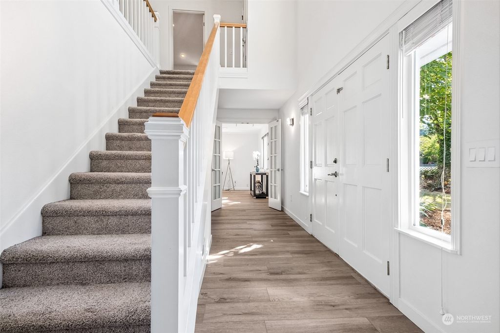 Photo of 7404 130th Avenue NE, Kirkland, WA 98033 (MLS # 2159586)