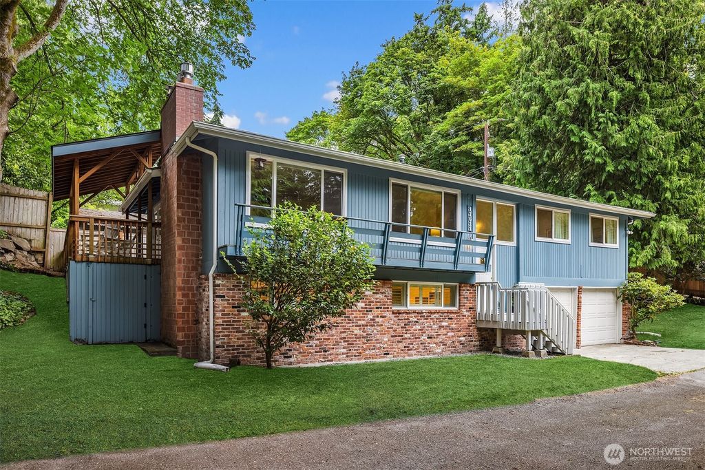 Photo of 17611 6th Avenue NW, Shoreline, WA 98177 (MLS # 2401505)