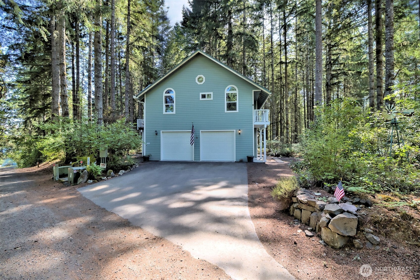 250 E Crest Lane