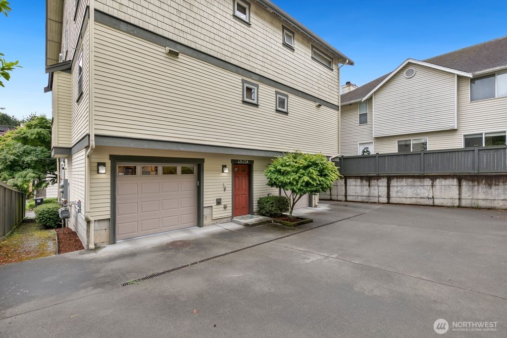 Photo of 4840 40th Avenue SW #A, Seattle, WA 98116 (MLS # 2528976)