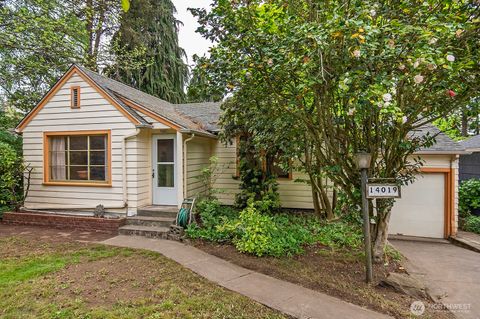 Photo of 14019 36th Avenue NE, Seattle, WA 98125 (MLS # 2520284)