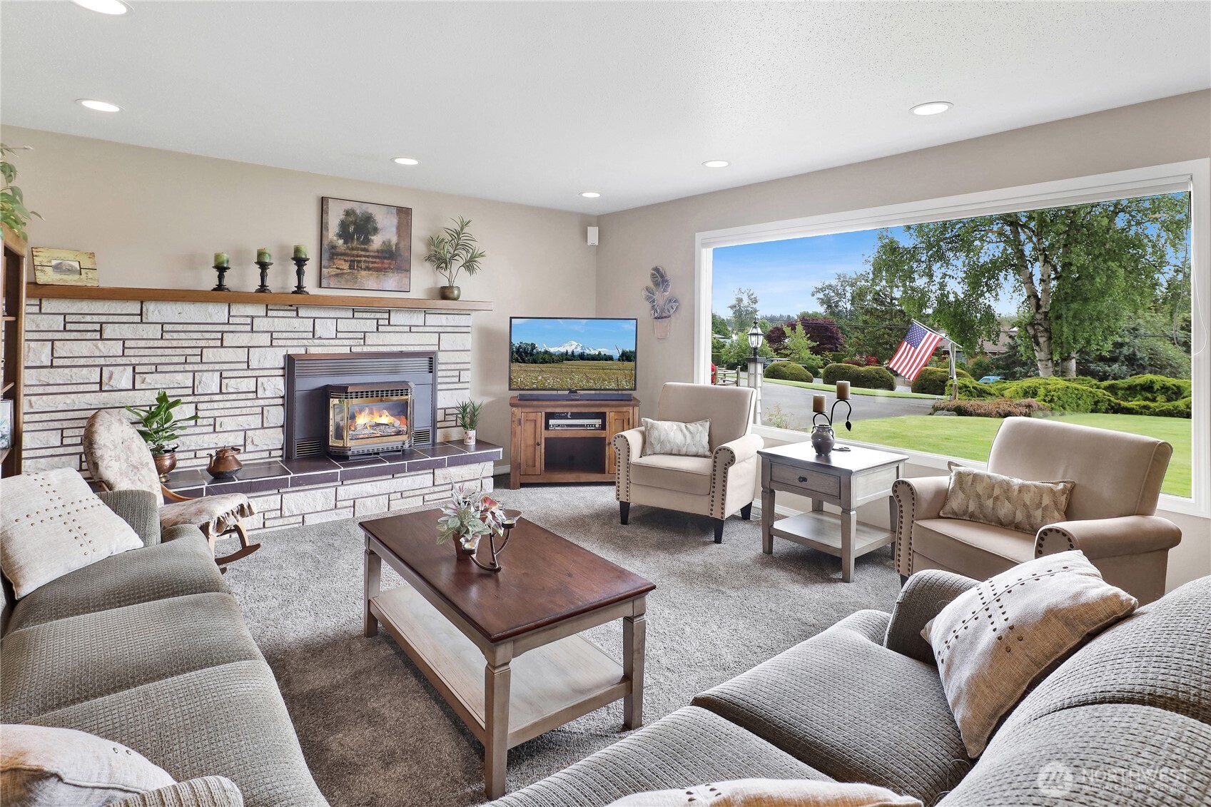 136 W Wiser Lake Road