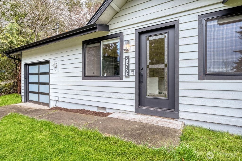 Photo of 20420 147th Avenue SE, Kent, WA 98042 (MLS # 2496623)