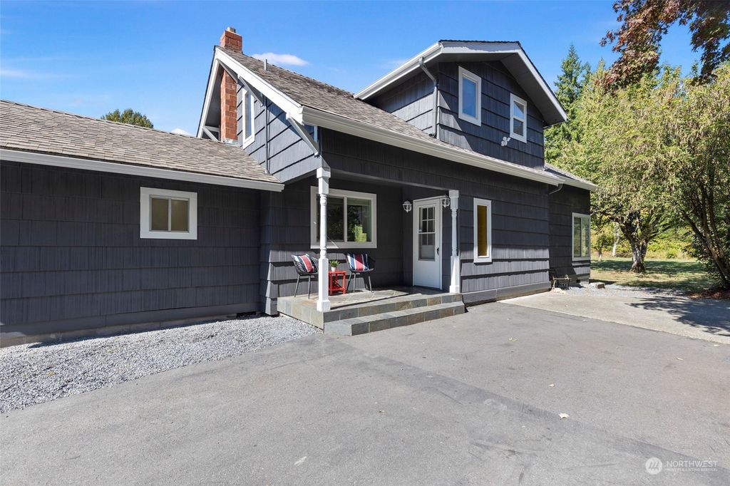 Photo of 2014 171st Avenue SE, Snohomish, WA 98290 (MLS # 2160936)