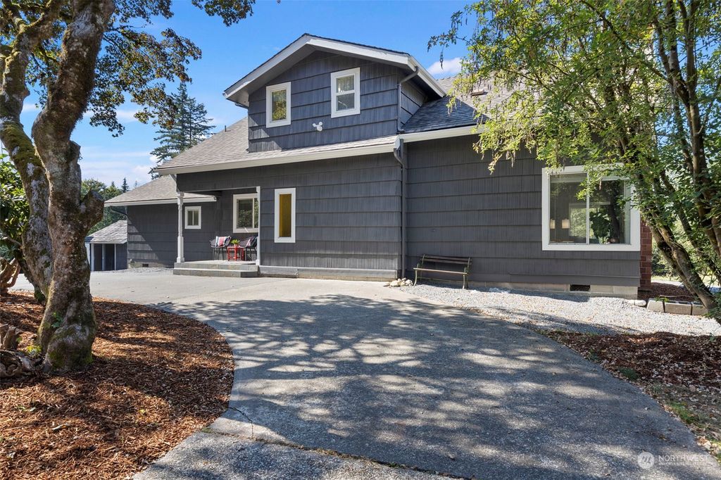 Photo of 2014 171st Avenue SE, Snohomish, WA 98290 (MLS # 2160936)