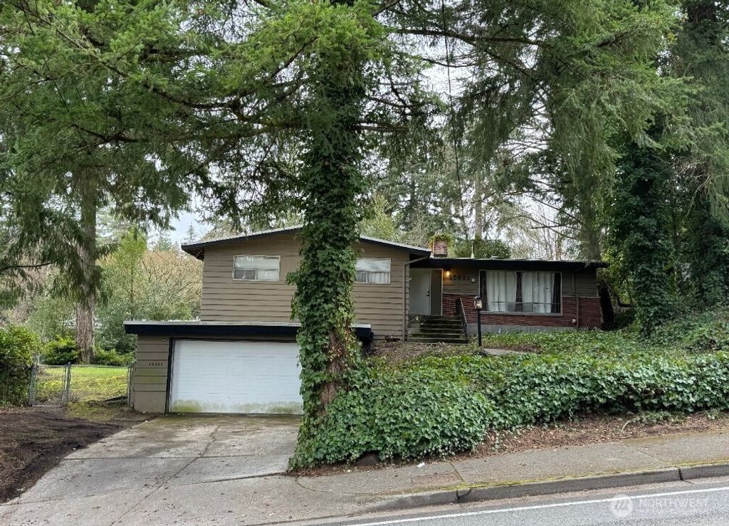 Photo of 15621 SE 24th Street, Bellevue, WA 98008 (MLS # 2348201)