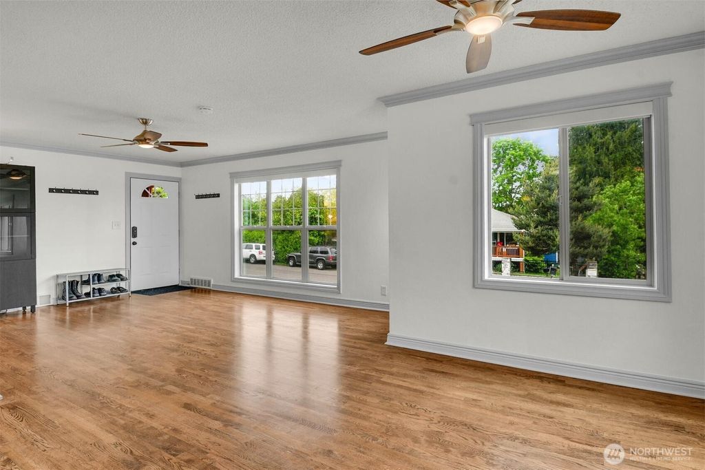 Photo of 10820 Lake Ridge Drive S, Seattle, WA 98178 (MLS # 2521626)
