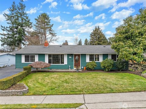 Photo of 4907 184TH Place SW, Lynnwood, WA 98037 (MLS # 2485594)