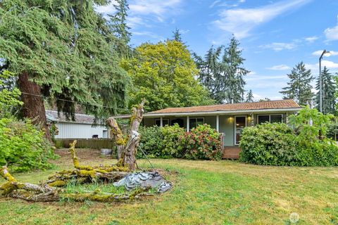 Photo of 429 170th Street S, Spanaway, WA 98387 (MLS # 2395735)