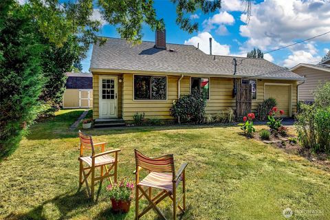 12102 10th Avenue SW Burien WA 98146