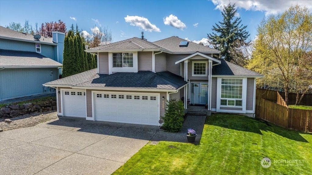 Photo of 6908 75th Drive NE, Marysville, WA 98270 (MLS # 2224993)