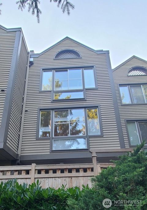 Photo of 1817 11th Avenue W #F, Seattle, WA 98119 (MLS # 2476003)