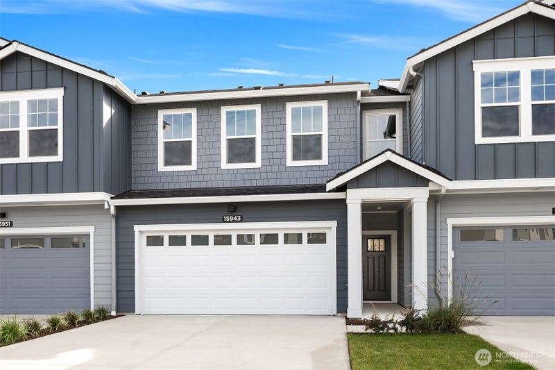 15943 26th Drive NE