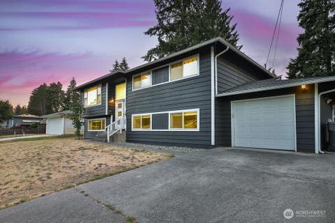 Photo of 4601 238th Place SW, Mountlake Terrace, WA 98043 (MLS # 2568003)