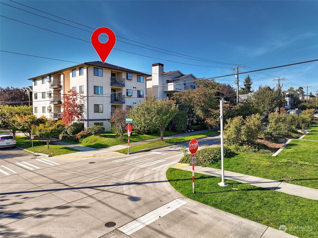 Photo of 1400 NW 60th Street #101, Seattle, WA 98107 (MLS # 2169047)