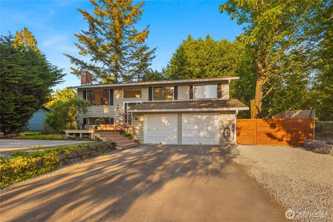 Photo of 19011 27th Drive SE, Bothell, WA 98012 (MLS # 2518261)