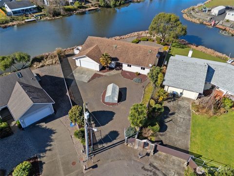 Photo of 643 Quinault Avenue SE, Ocean Shores, WA 98569 (MLS # 2484626)