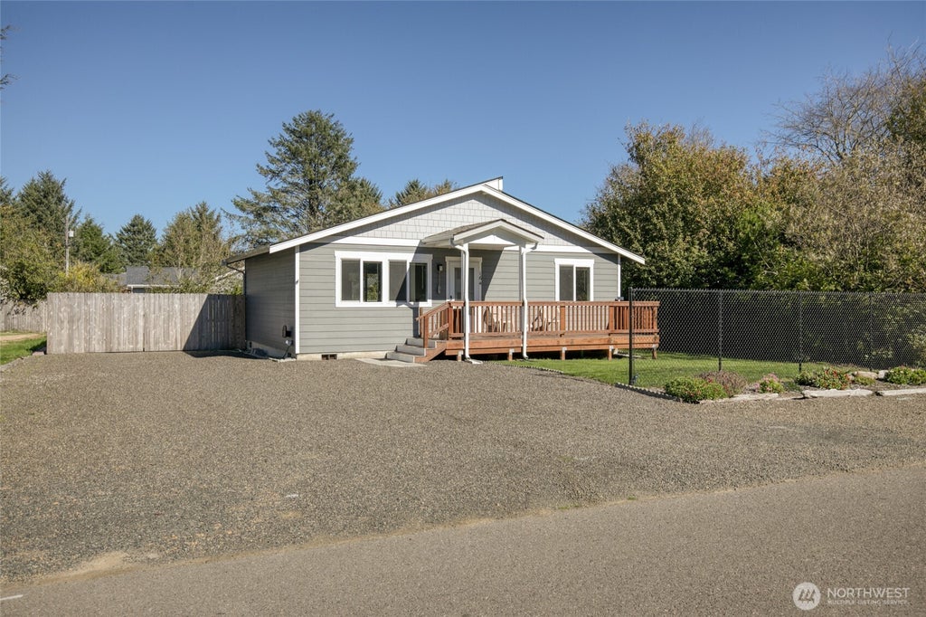 Photo of 164 N Oar Loop NW, Ocean Shores, WA 98569 (MLS # 2591283)