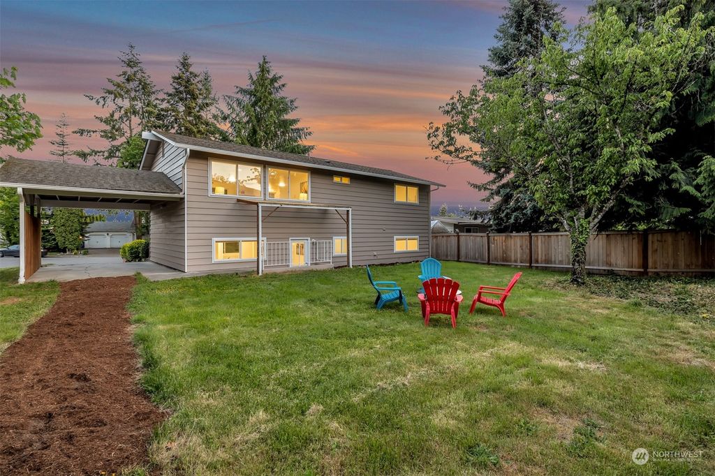 Photo of 609 212th Street SW, Bothell, WA 98021 (MLS # 2074824)
