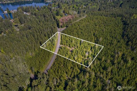 MLS: 2349852