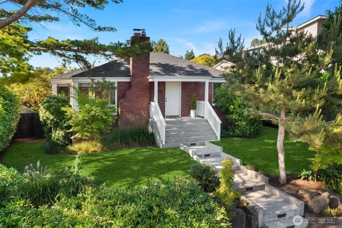 Photo of 3124 W Raye Street, Seattle, WA 98199 (MLS # 2543655)