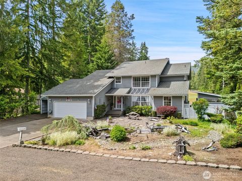 Photo of 460 N Fairway Drive E, Hoodsport, WA 98548 (MLS # 2392205)
