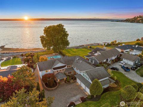 Photo of 18141 Normandy Terrace SW, Normandy Park, WA 98166 (MLS # 2464958)