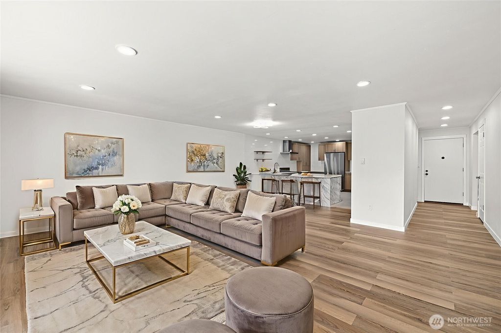 Photo of 2920 76th Avenue SE #106, Mercer Island, WA 98040 (MLS # 2360713)
