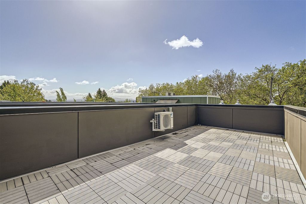 Photo of 1108 33rd Avenue #B, Seattle, WA 98122 (MLS # 2428785)
