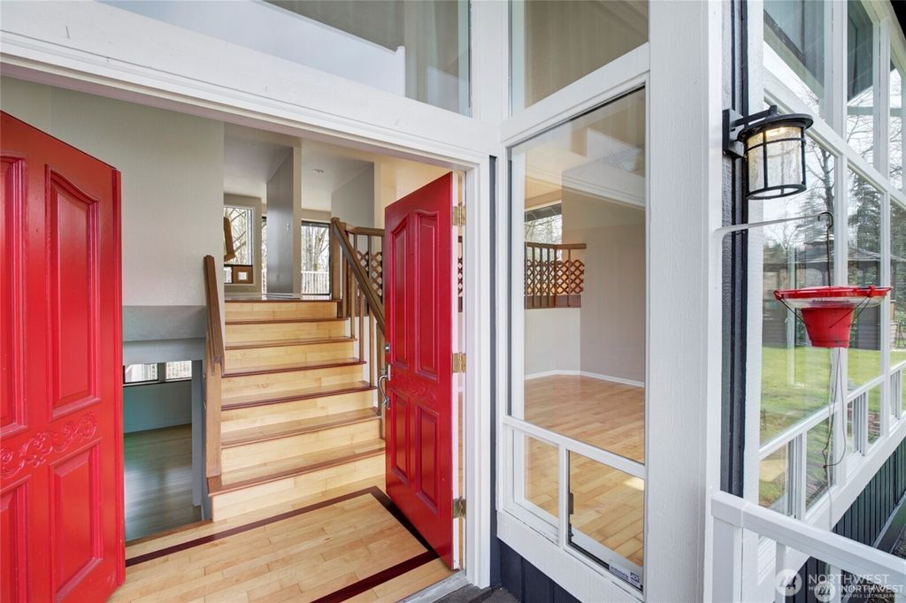 Photo of 17355 NE 17th Place, Bellevue, WA 98008 (MLS # 2506969)