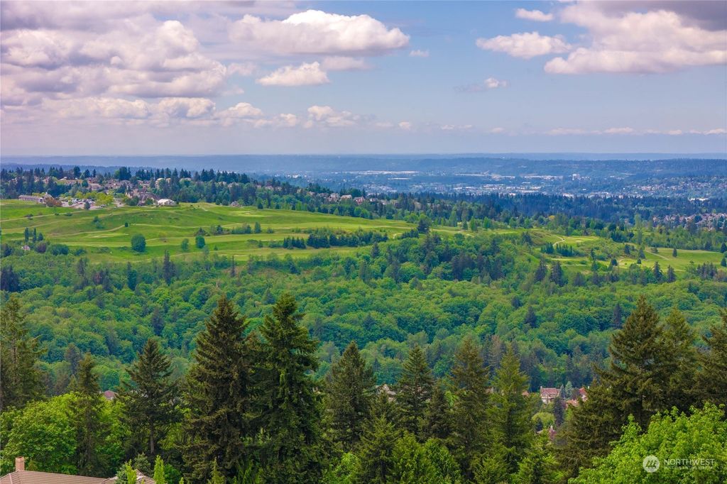 Photo of 15408 SE 58th Street, Bellevue, WA 98006 (MLS # 2240169)