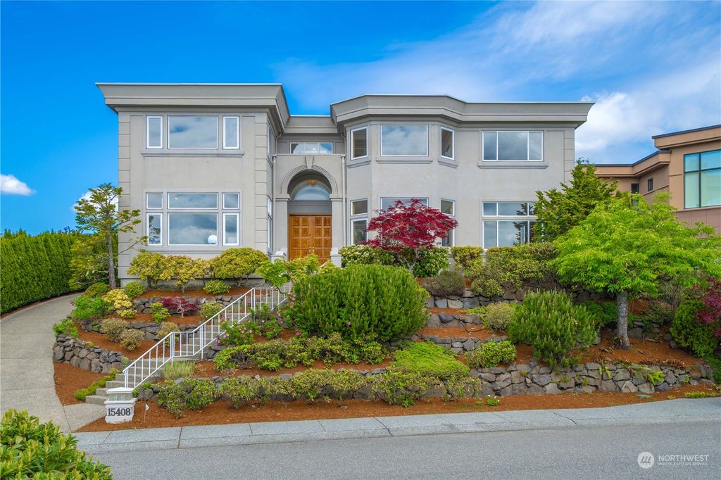 Photo of 15408 SE 58th Street, Bellevue, WA 98006 (MLS # 2240169)