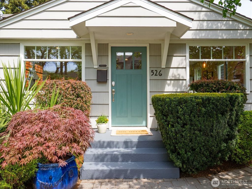 Photo of 526 N 84th Street, Seattle, WA 98103 (MLS # 2523689)