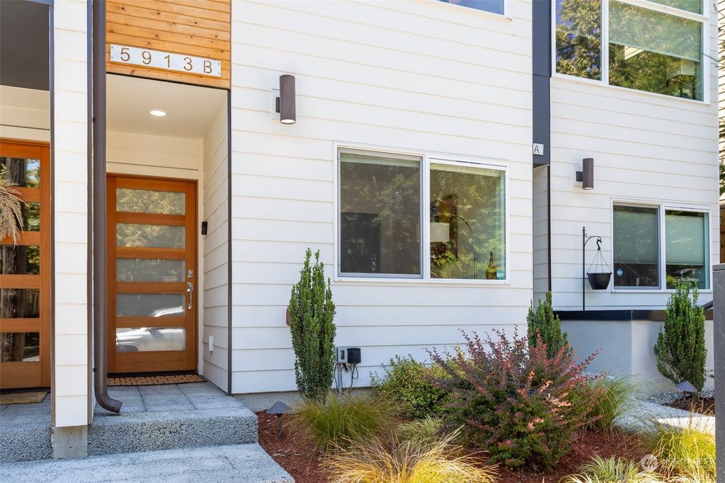 Photo of 5913 B California Avenue SW, Seattle, WA 98136 (MLS # 2131107)