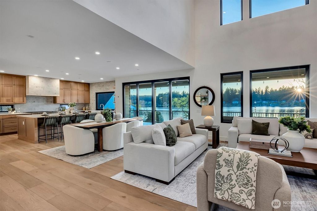 Photo of 17333 191st Avenue NE, Woodinville, WA 98072 (MLS # 2497016)