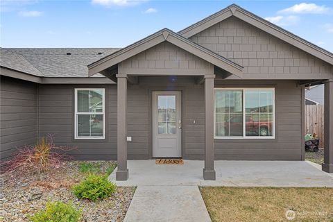 Photo of 24 Parkside Loop, Ephrata, WA 98823 (MLS # 2498837)