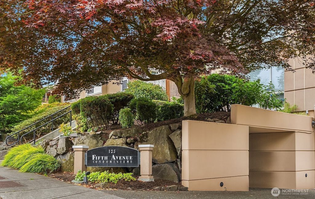 Photo of 125 5th Avenue S #101, Kirkland, WA 98033 (MLS # 2408016)