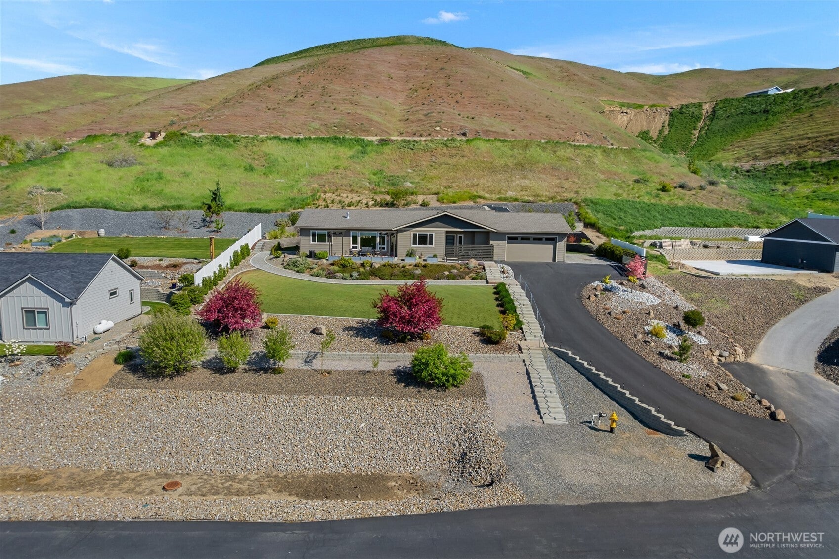 37 Diede Hills Lane, Wenatchee, WA 98801 | MLS 2510628 | Listing ...