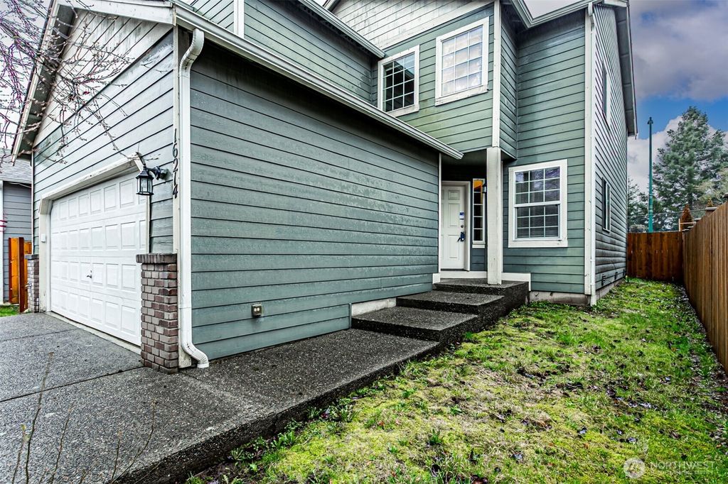 Photo of 16214 SE 256th Place, Covington, WA 98042 (MLS # 2335977)