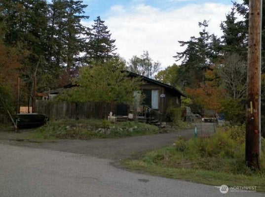 1142 DONALD AVE, OAK HARBOR, WA 98277 - Image e9c3bf34bdb5b41034049a557dc7f985/10732245