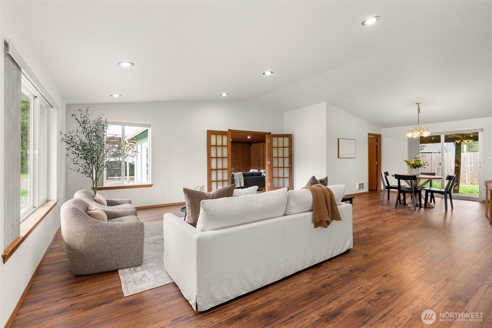 16724 Violet Prairie Road SE